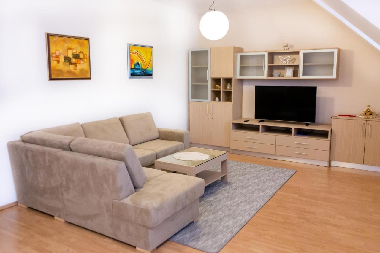 Apartmani Strsoglavec Krapinske Toplice Exterior foto